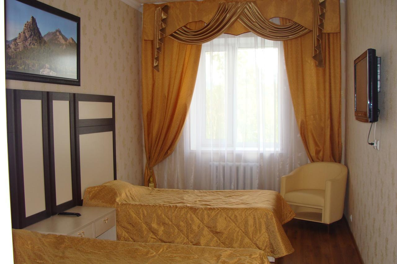 Jumbaktas Borovoe Hotel מראה חיצוני תמונה