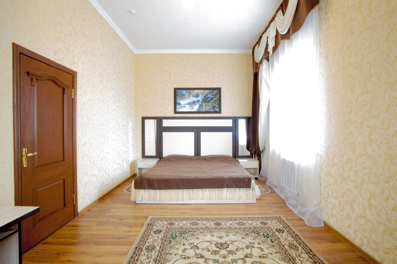 Jumbaktas Borovoe Hotel מראה חיצוני תמונה