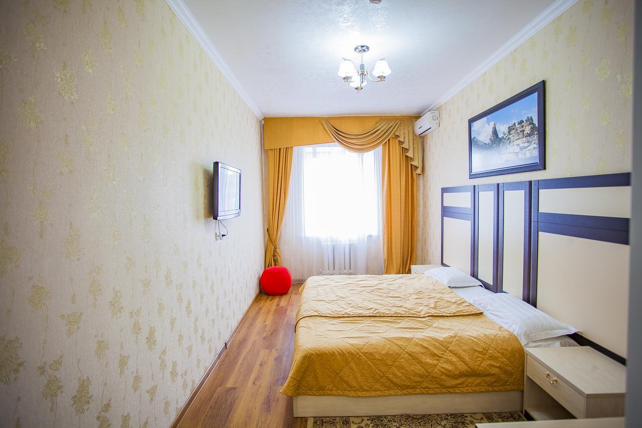 Jumbaktas Borovoe Hotel מראה חיצוני תמונה
