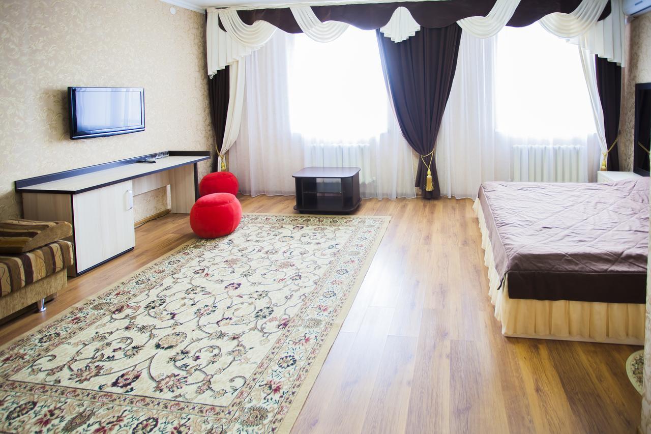 Jumbaktas Borovoe Hotel מראה חיצוני תמונה
